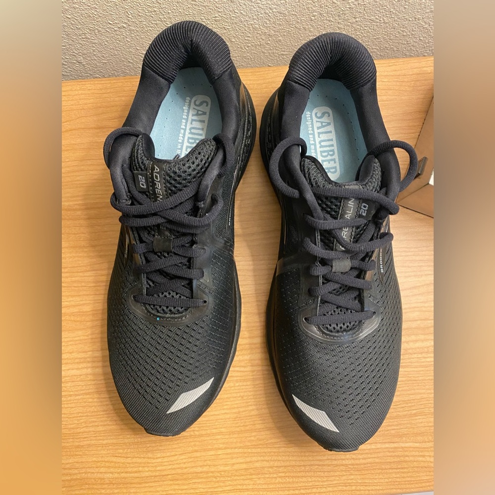 👟PRICE DROP❤️Women’s BROOKS Running Shoes❤️👟 - Picture 4 of 9